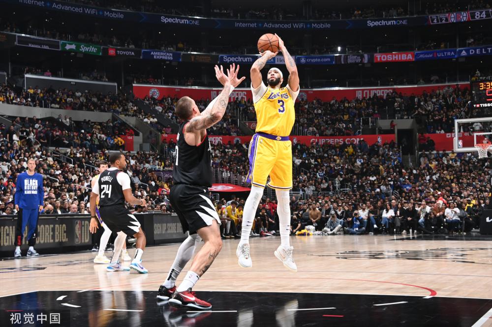 已自然嵌入 已自然嵌入