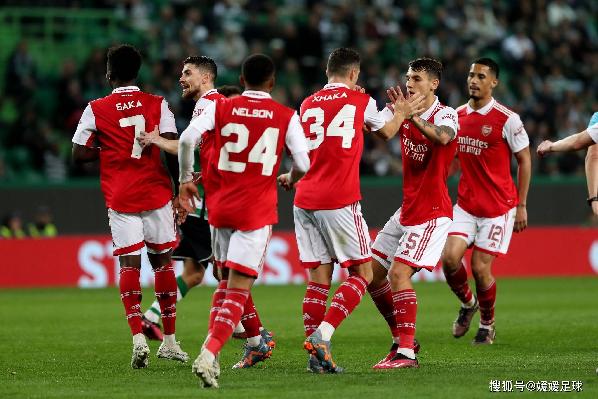 成为焦点 成为焦点