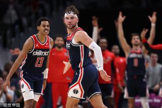 响他继续努 响他继续努